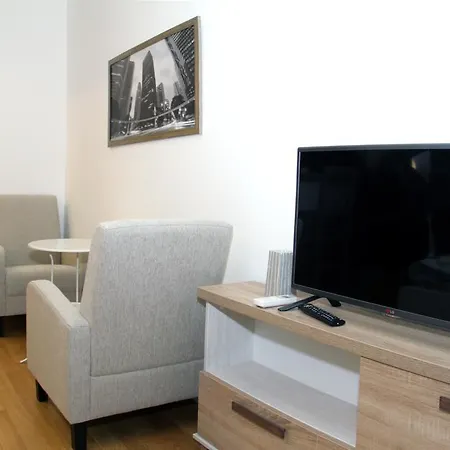 Maximus Lux Appartement *