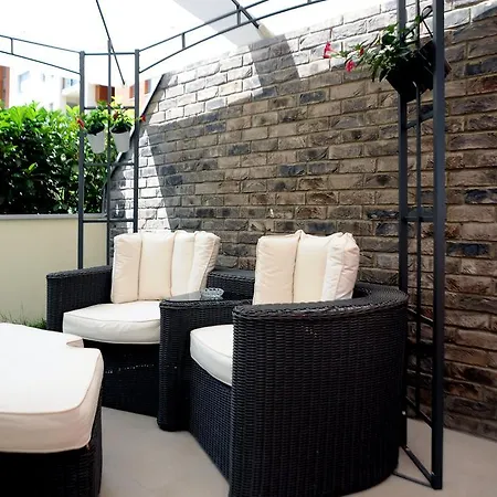 Maximus Lux Appartement *